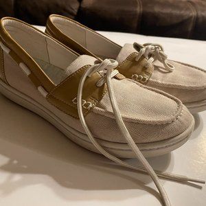 Boat Shoes Cloudsteppers by Clarks